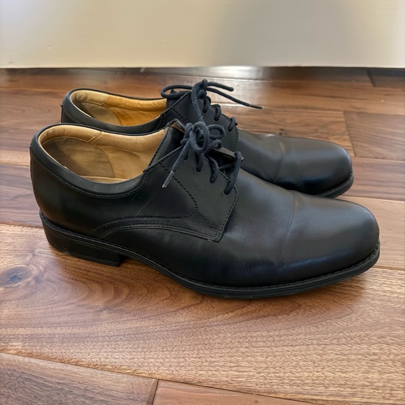 Johnston & Murphy Black Leather Oxfords - Picture 5 of 6